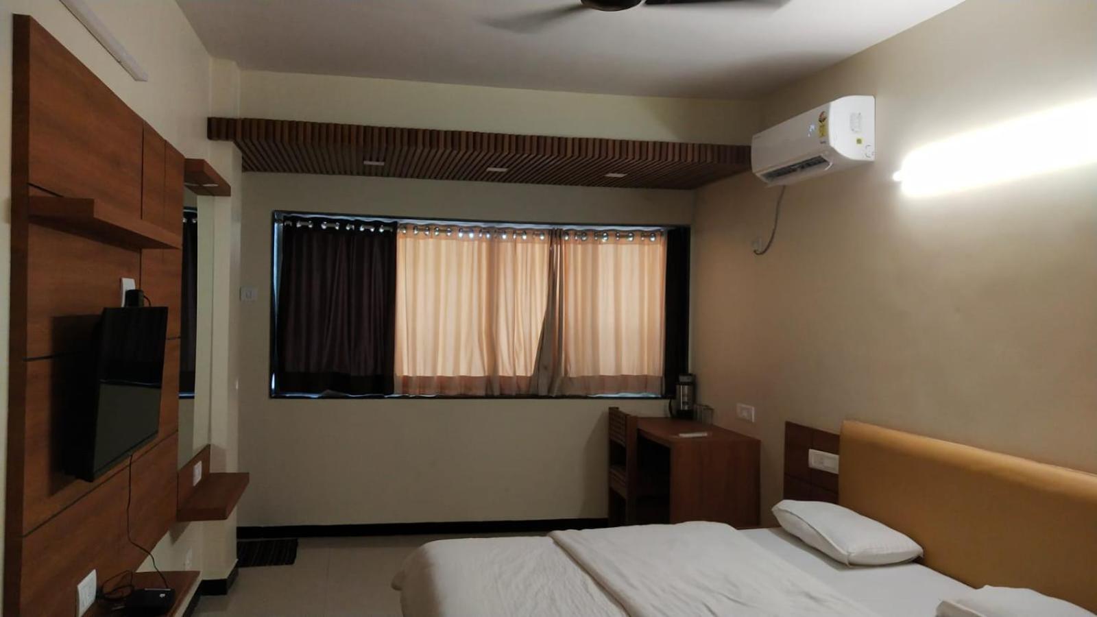 Hotel Vaishali Nashik Exterior foto